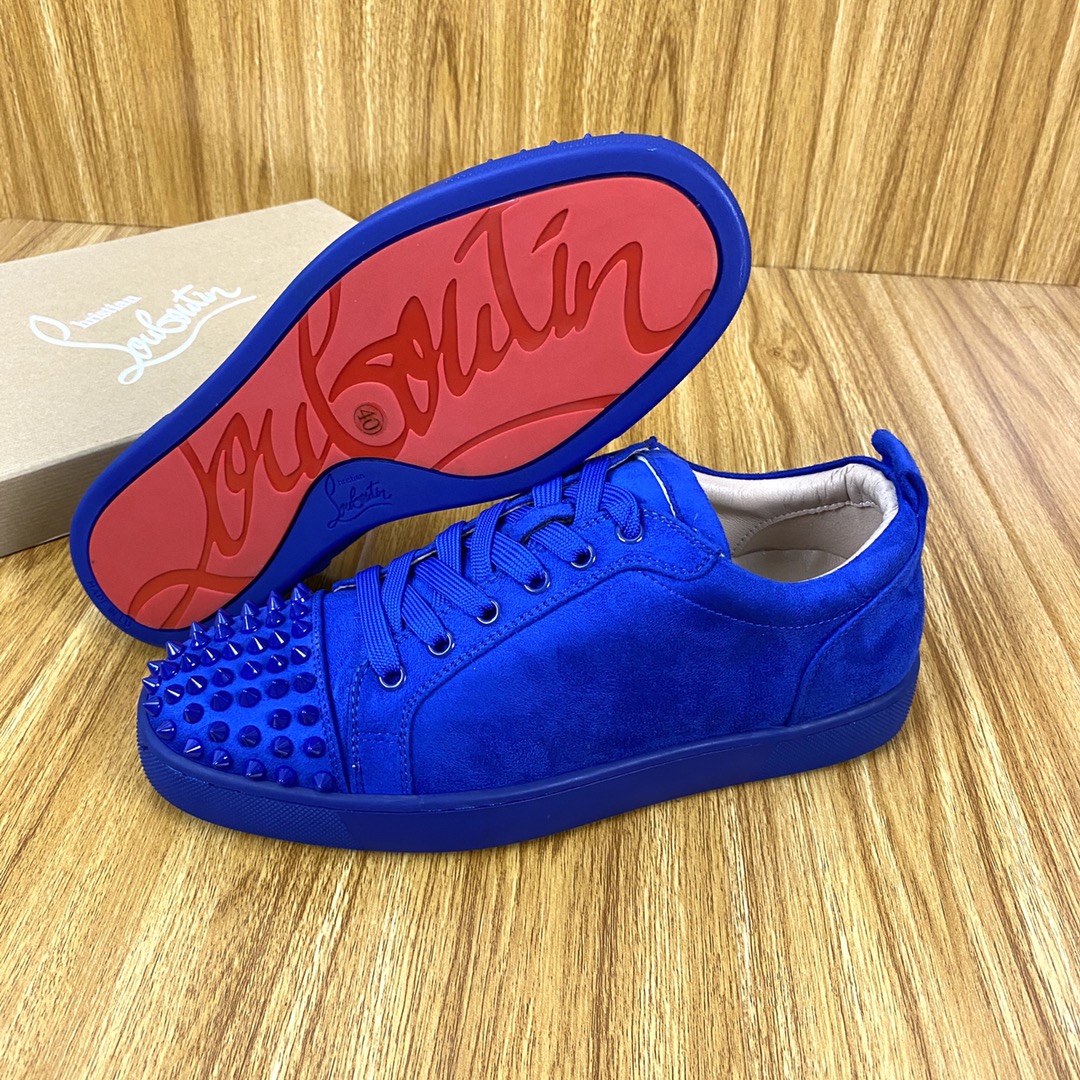 Christian Louboutin Louis Junior Spikes Orlato Flat Sneakers 9 - vstockx