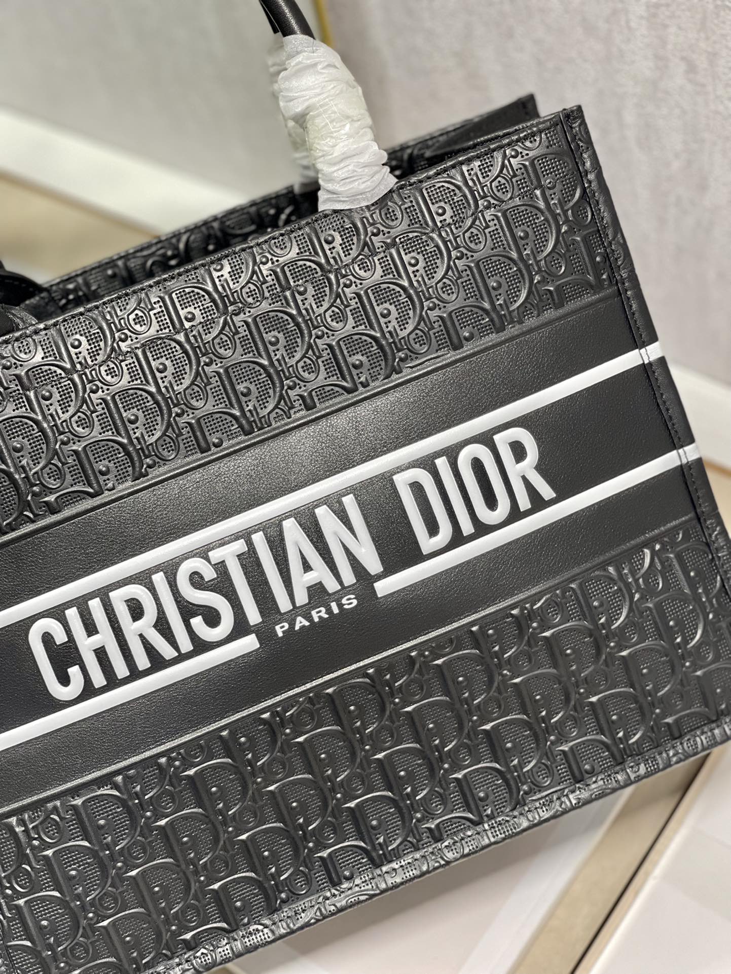 Handbags Dior book tote 12867 size:36*28 cm - vstockx