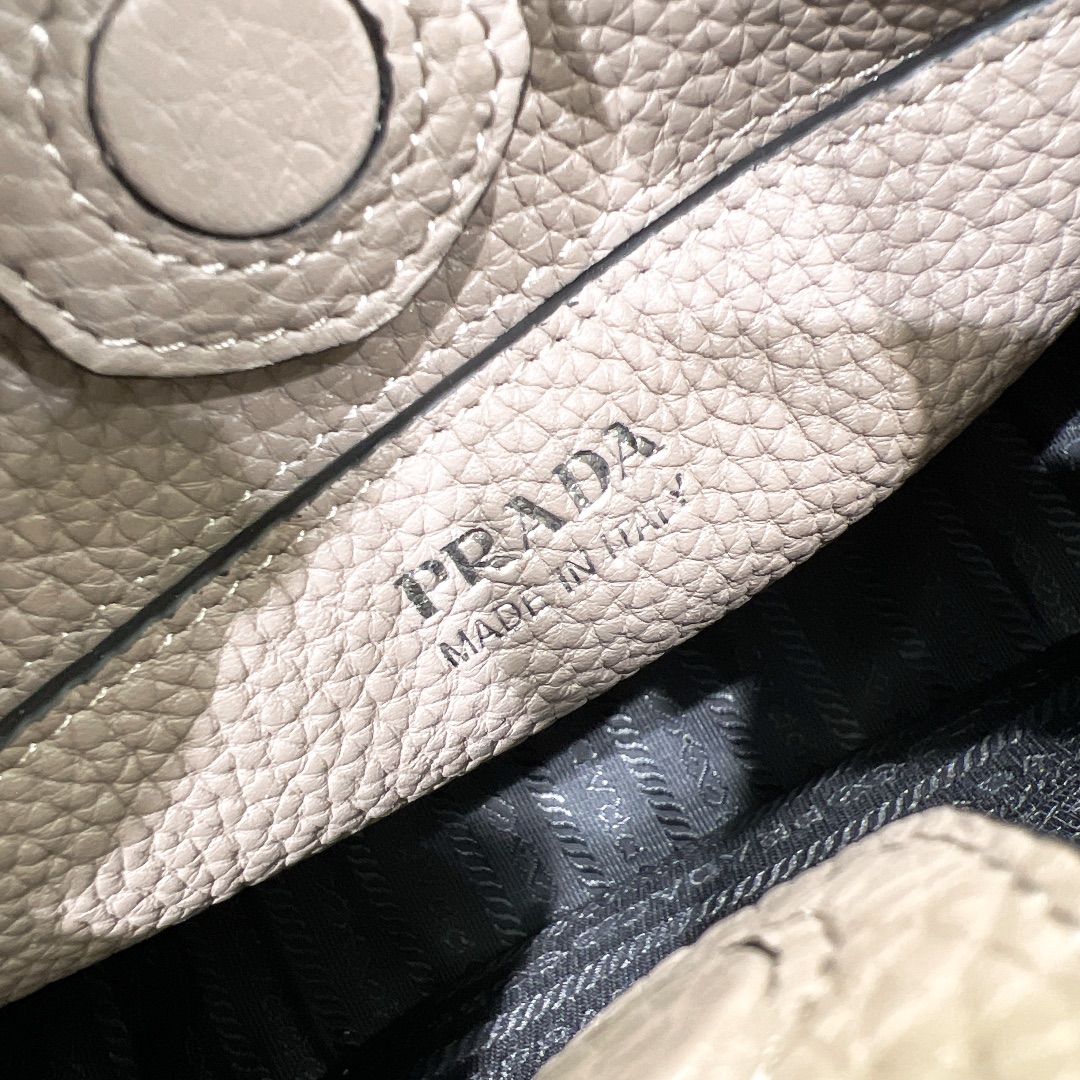 handbags prada 1BH191 size:20*19*6cm - vstockx
