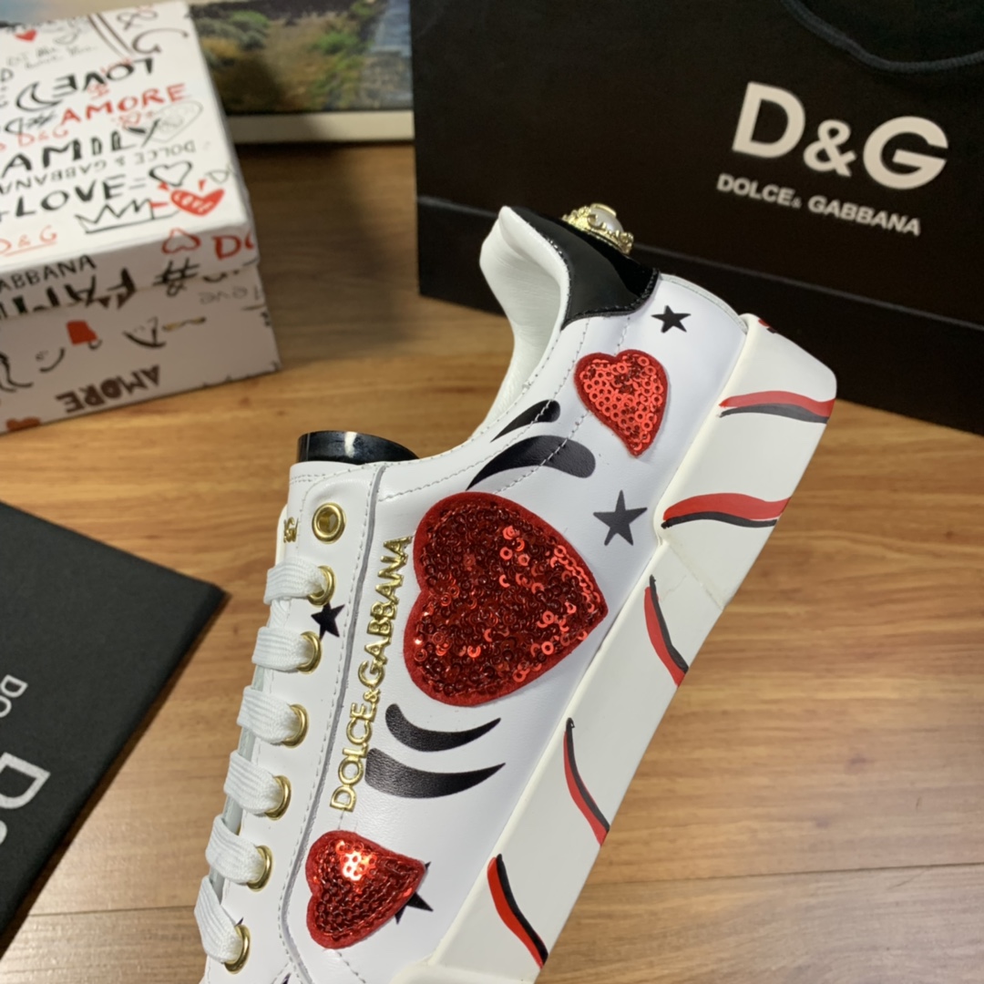 Dolce & Gabbana Low Tops Sneakers 129 - vstockx