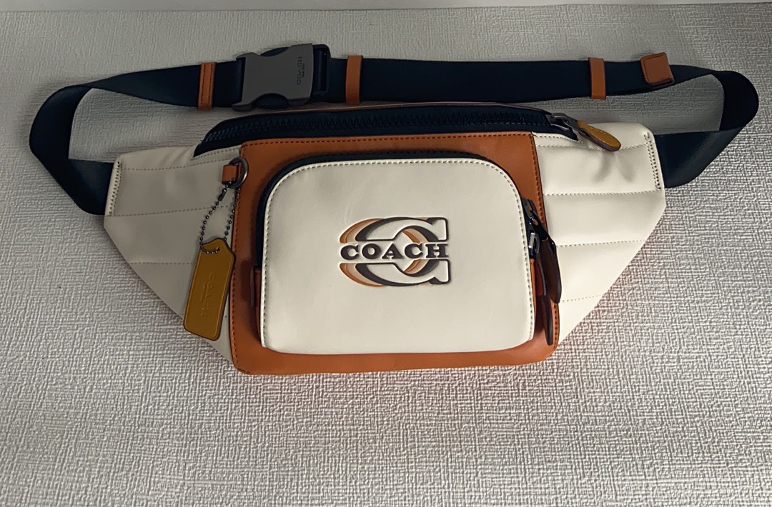 Handbags Coach cE552 size:30*12*4 - vstockx