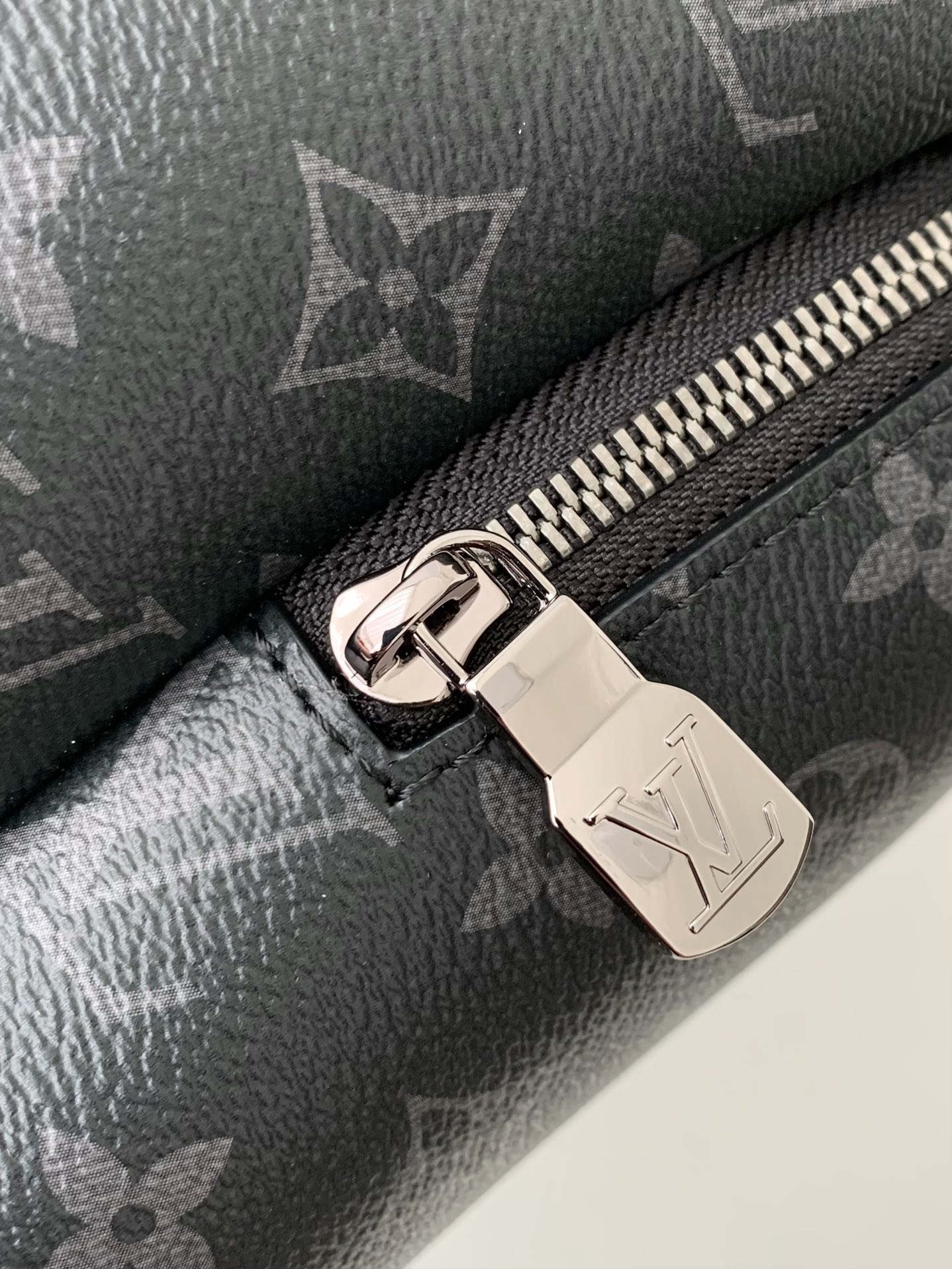 Handbags Louis Vuitton M43186 size:30*0*20 cm - vstockx