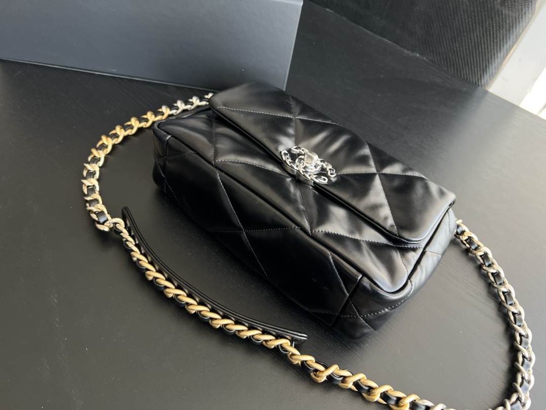 Handbag Chanel 1160 size 26cmx16cmx9 cm - vstockx