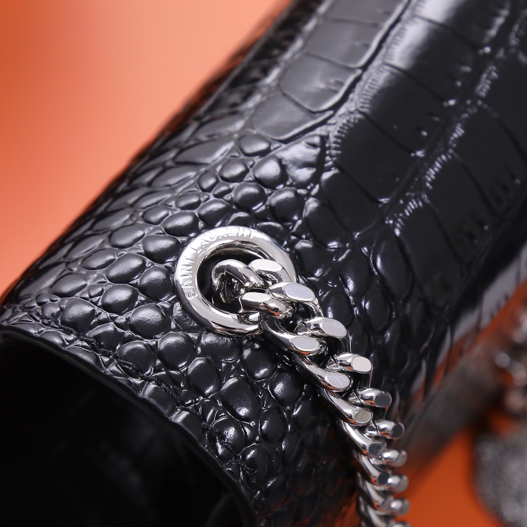 Handbags SAINT LAURENT 469390 size 20x13.5x5.5 cm - vstockx