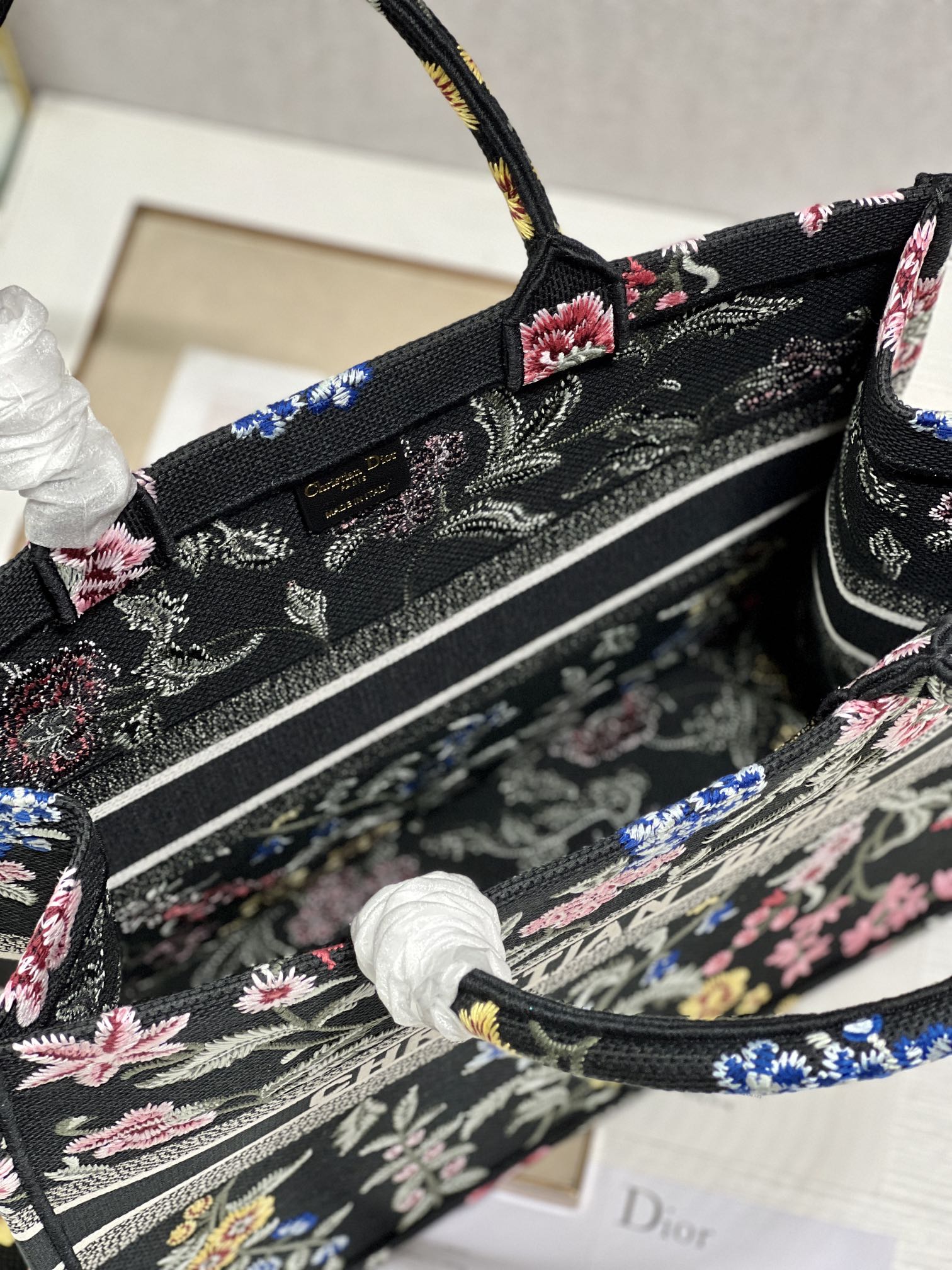 Handbag Dior 1286 size 42  35  18.5 cm - vstockx