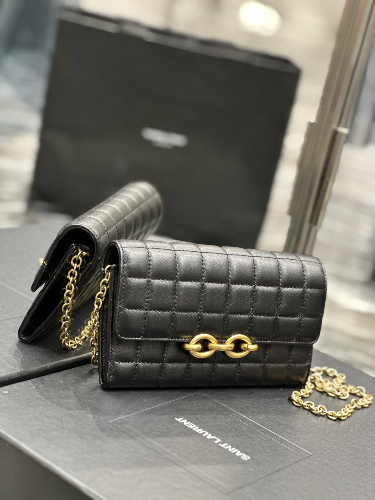 Handbags SAINT LAURENT 738109 size 19  11  4 cm - vstockx