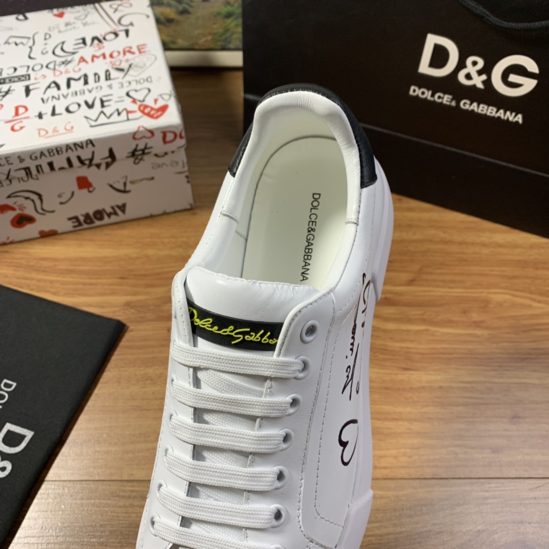 Dolce & Gabbana Low Tops Sneakers 128 - vstockx