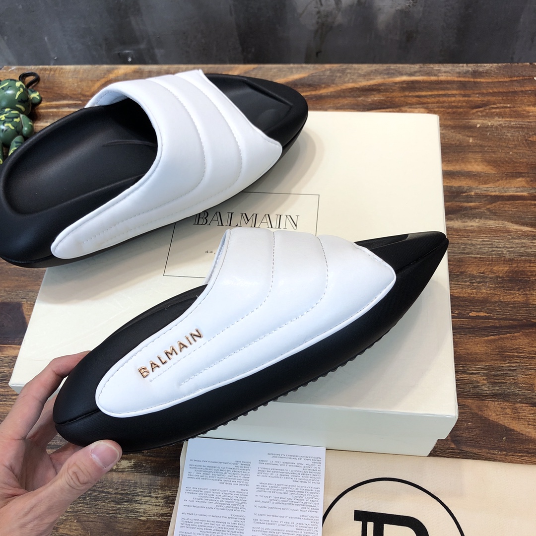 Balmain Quilted leather B-IT mules 17 - vstockx