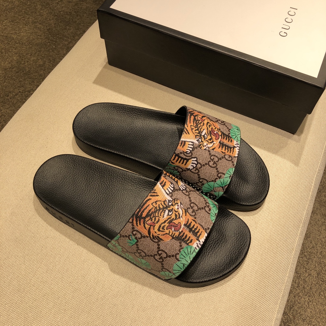 Gucci Slippers 37 - vstockx