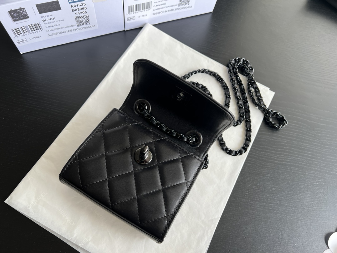 Handbag Chanel 81633 size 11cmx11cmx5 cm - vstockx