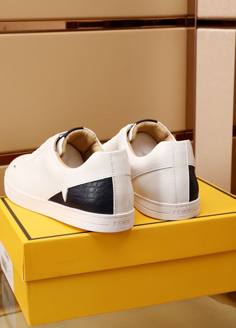 Fendi Low Top Sneakers 7 - vstockx