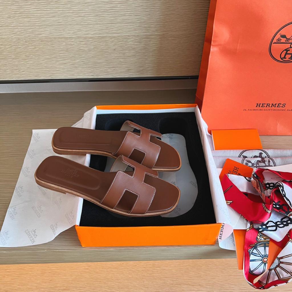 Hermes Sandals 228 - vstockx