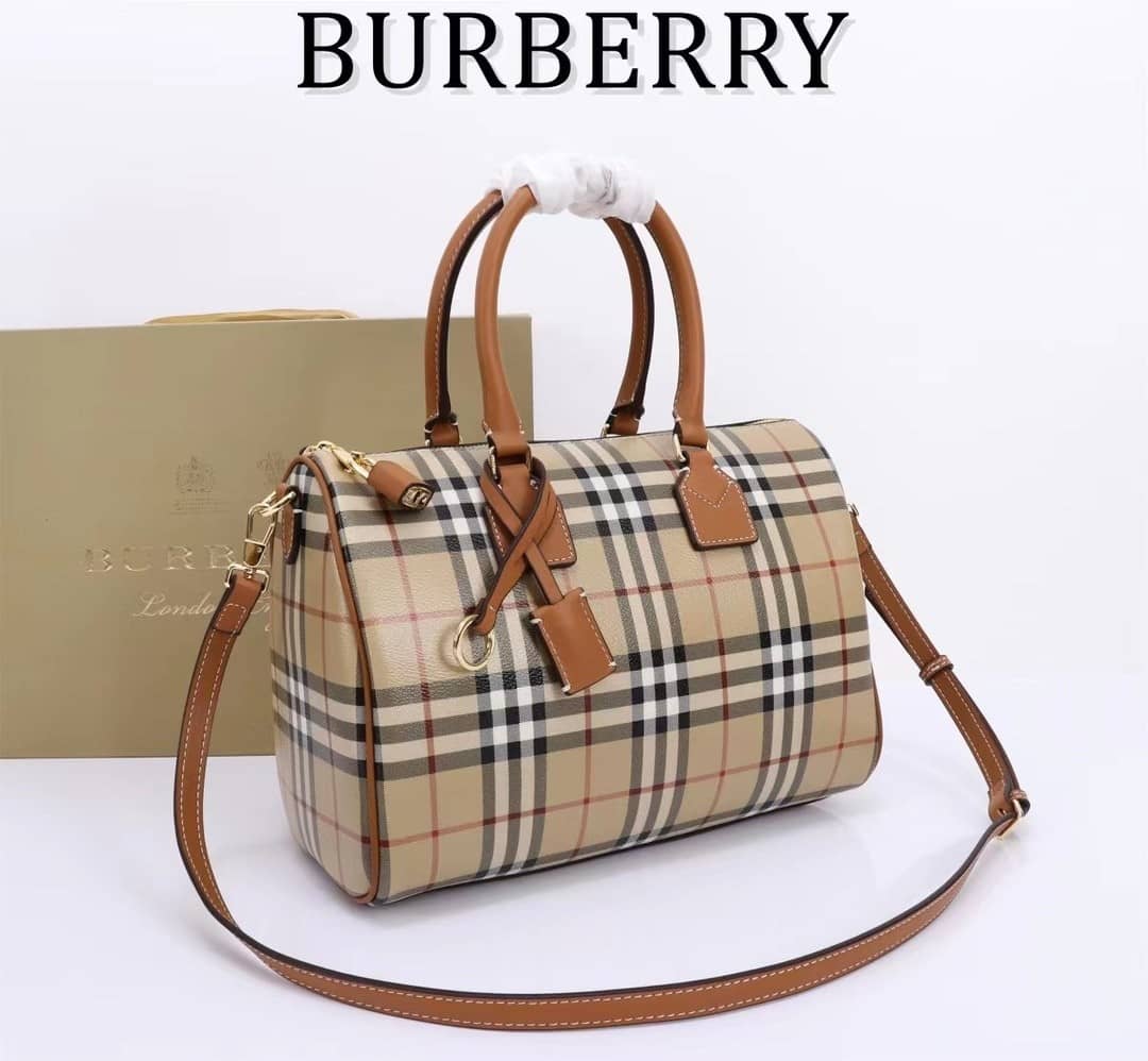 Handbag Burberry 40569460 size 30*15*21 cm - vstockx