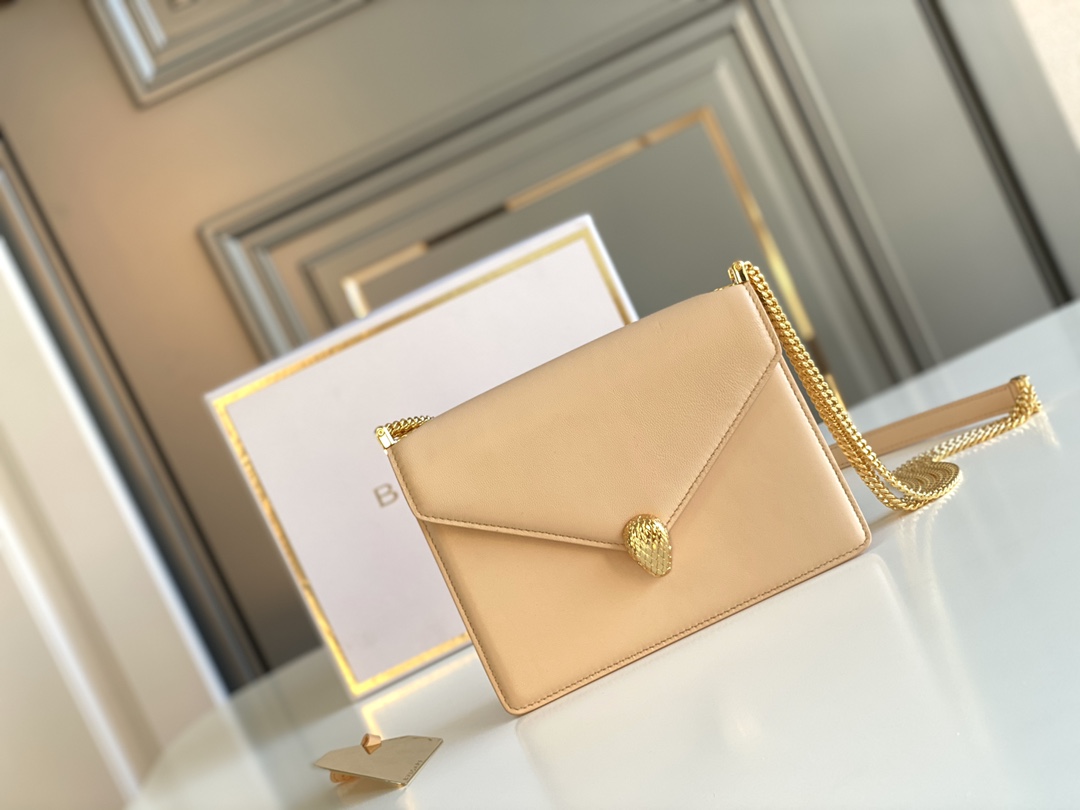 Handbags Bvlgari Sprpenti Forever size:19*13.5*6 cm - vstockx