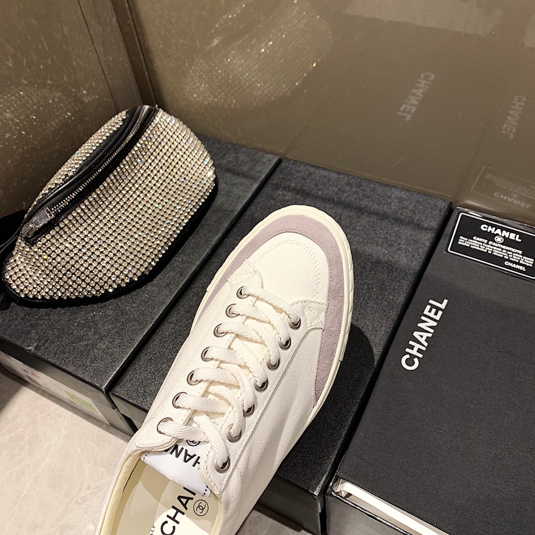 Chanel sneaker 1 - vstockx