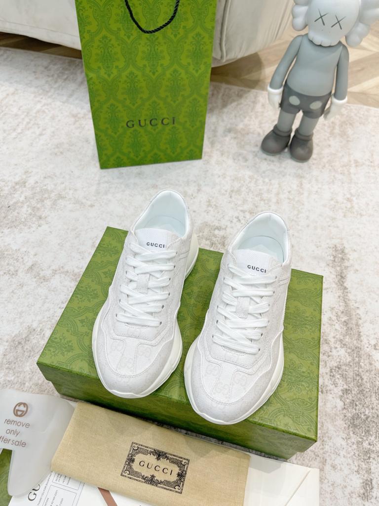 Gucci Rhyton White GG Supreme Canvas - vstockx