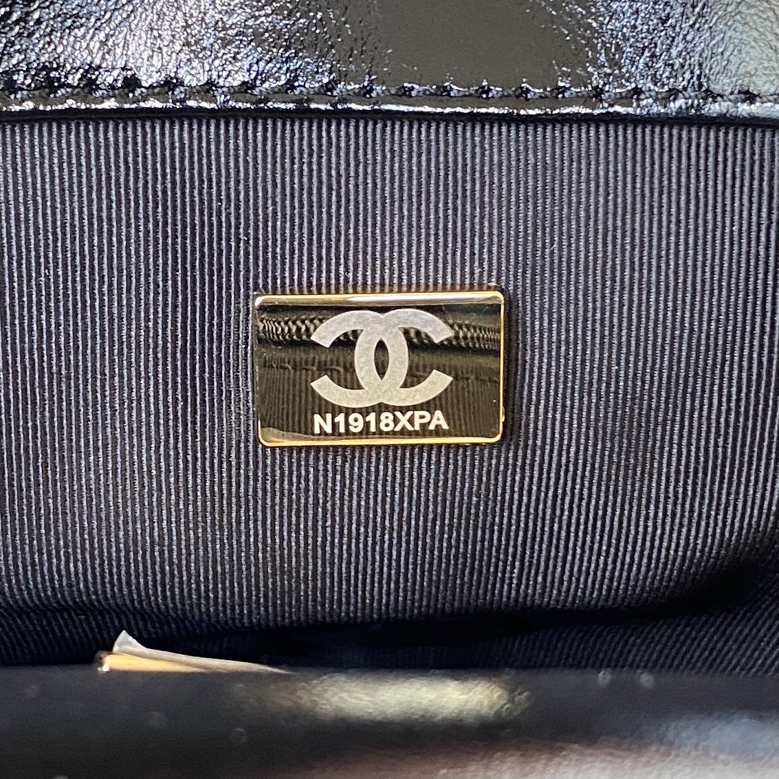 Handbag Chanel AS1160 size 26/30 cm - vstockx