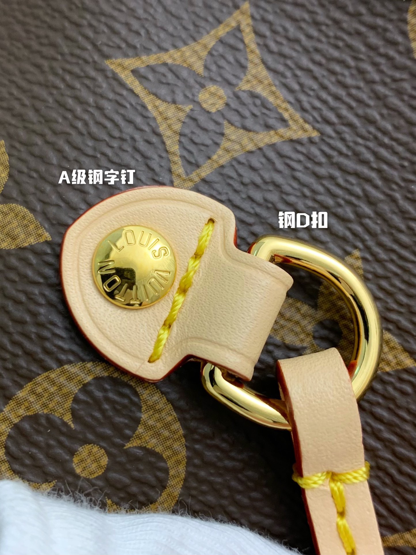 Handbags Louis Vuitton M40995 size:31*28*14 cm - vstockx