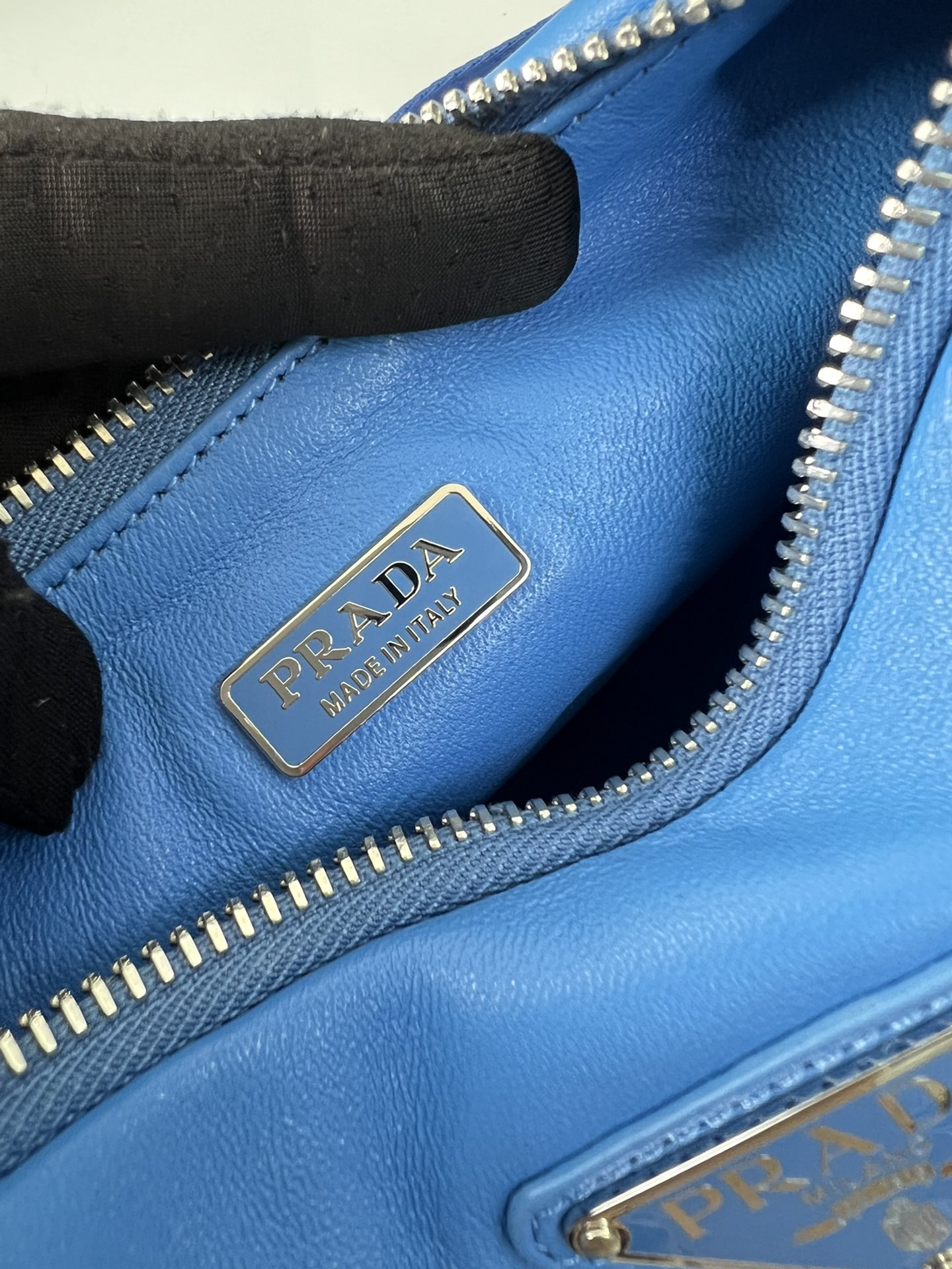 handbags prada 1BH204 22*18*6.5 - vstockx