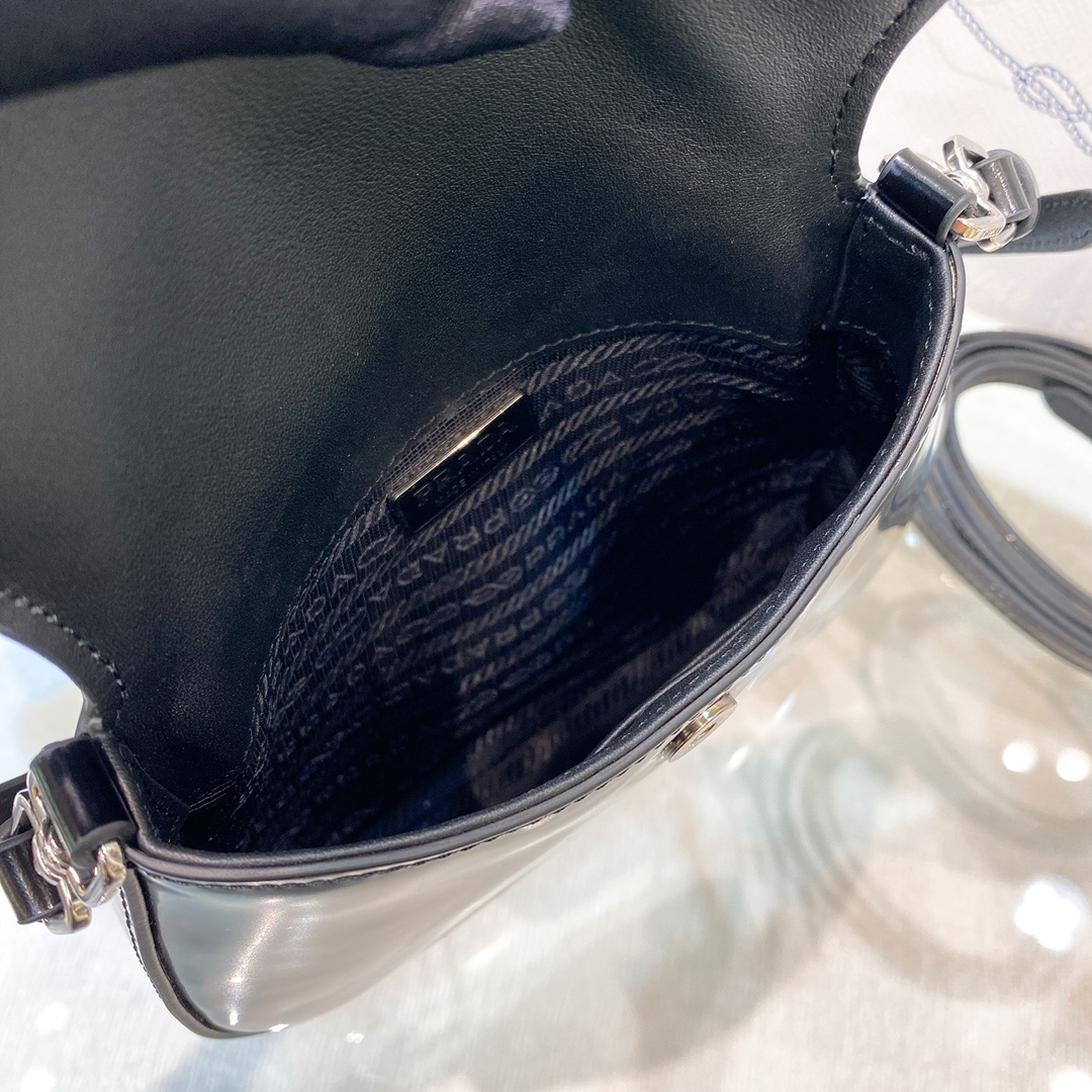 handbags prada 1BH188 zise ?7*14.5*7cm - vstockx