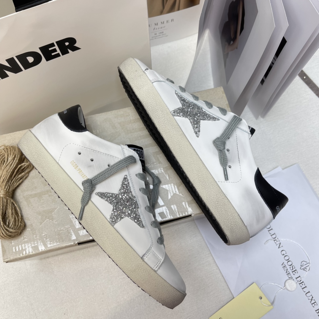 Golden Goose Superstar distressed-finish sneakers 28 - vstockx