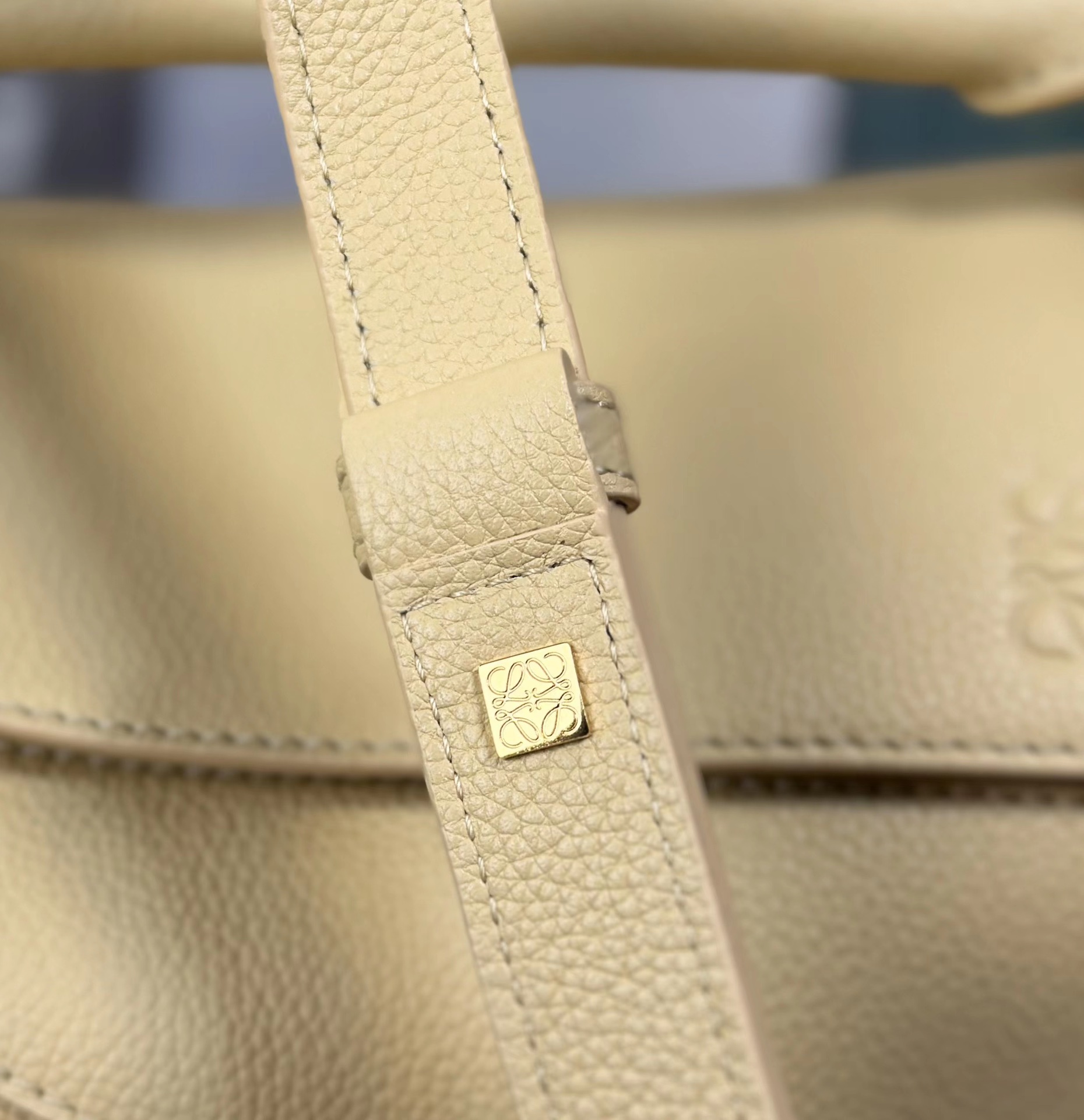 Handbags LOEWE ZP size:2414-11 cm - vstockx