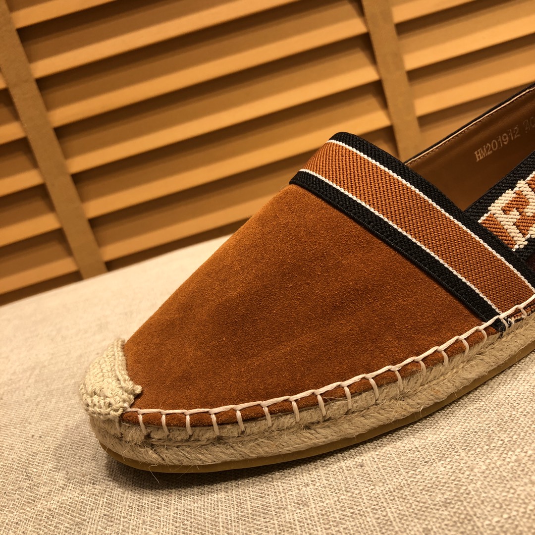 Fendi Espadrilles Sneakers 11 - vstockx