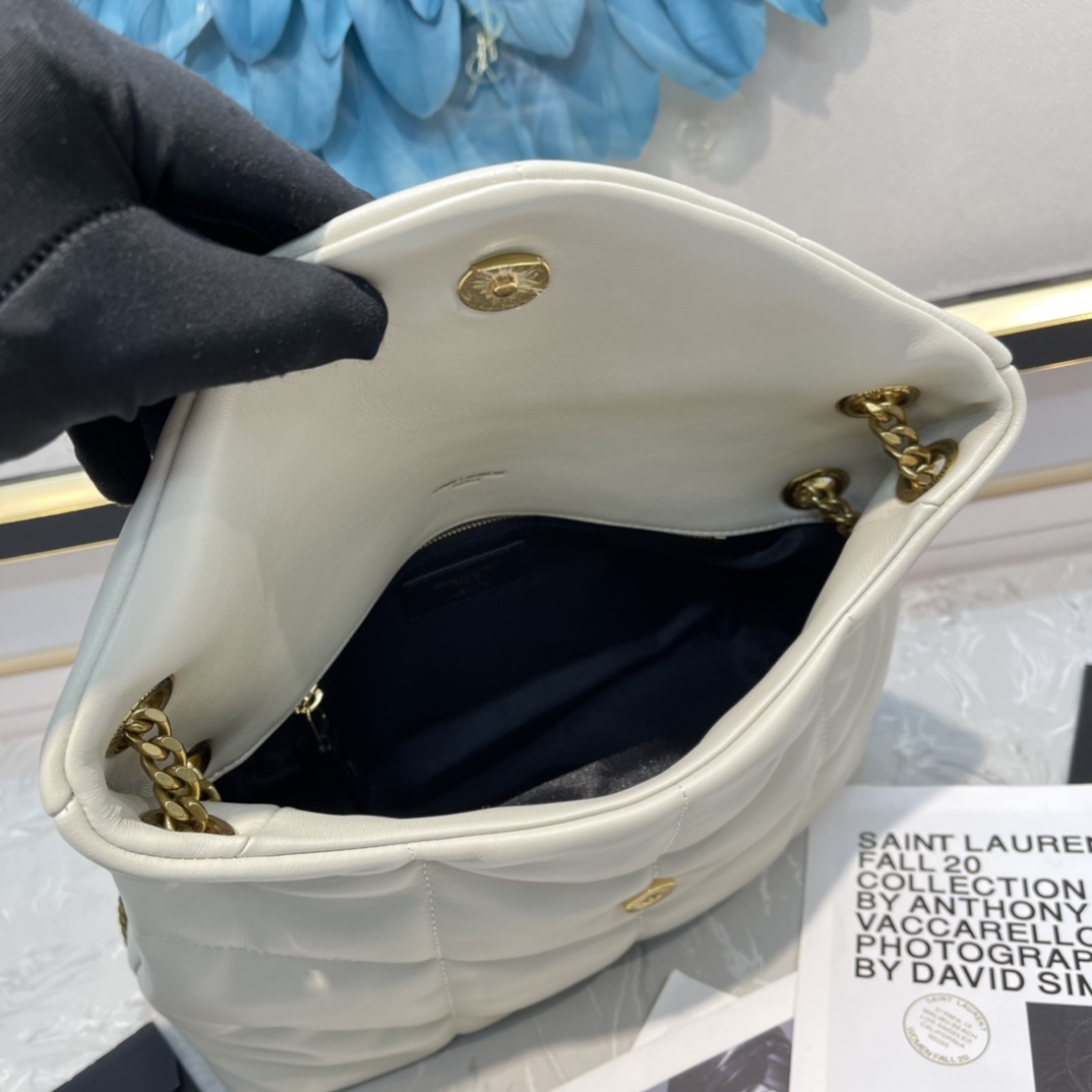 Handbags SAINT LAURENT 577476 size 29x17x11 cm - vstockx