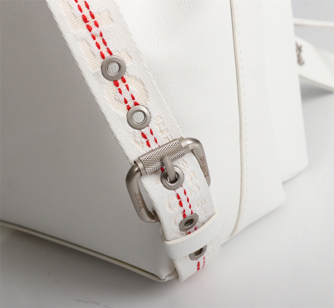 handbags OFF-White 501  5332870  size:19*24*13cm - vstockx