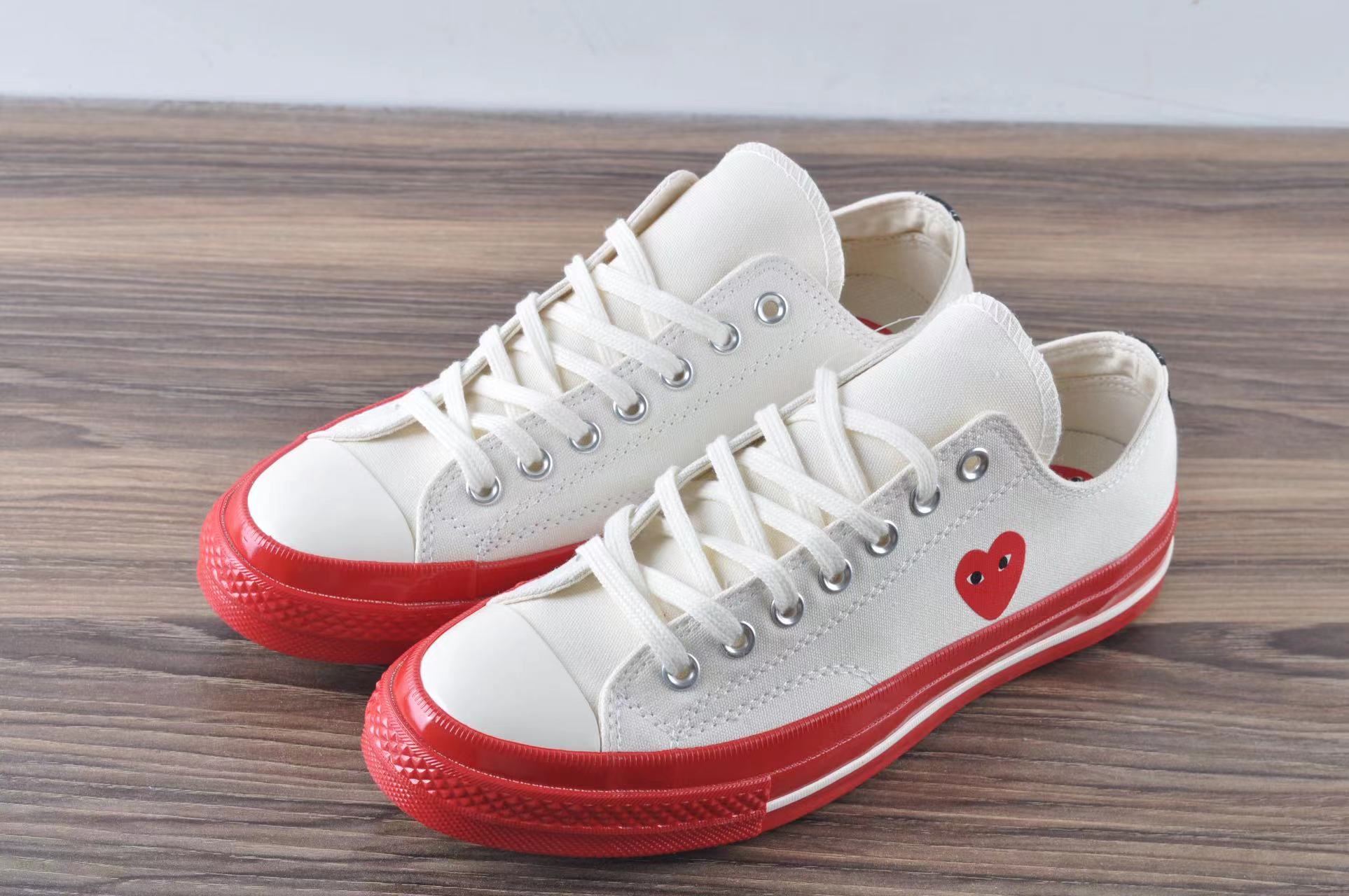 Converse Chuck Taylor All-Star 70 Ox Comme des Garcons PLAY Egret Red Midsole - vstockx