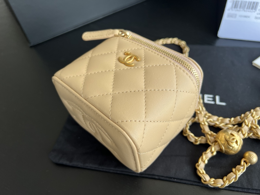Handbag Chanel AP1447 size 8.5cmx11cmx7 cm - vstockx