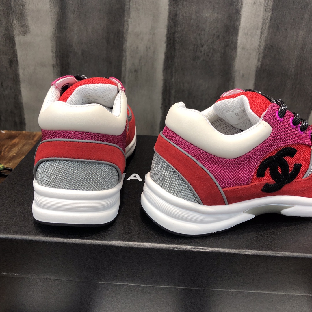 Chanel Fabric & Suede Calfskin Low Top Sneaker 1 - vstockx