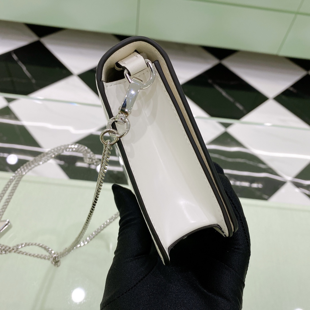 handbags prada 1BD307 19*10.5*3.5 - vstockx