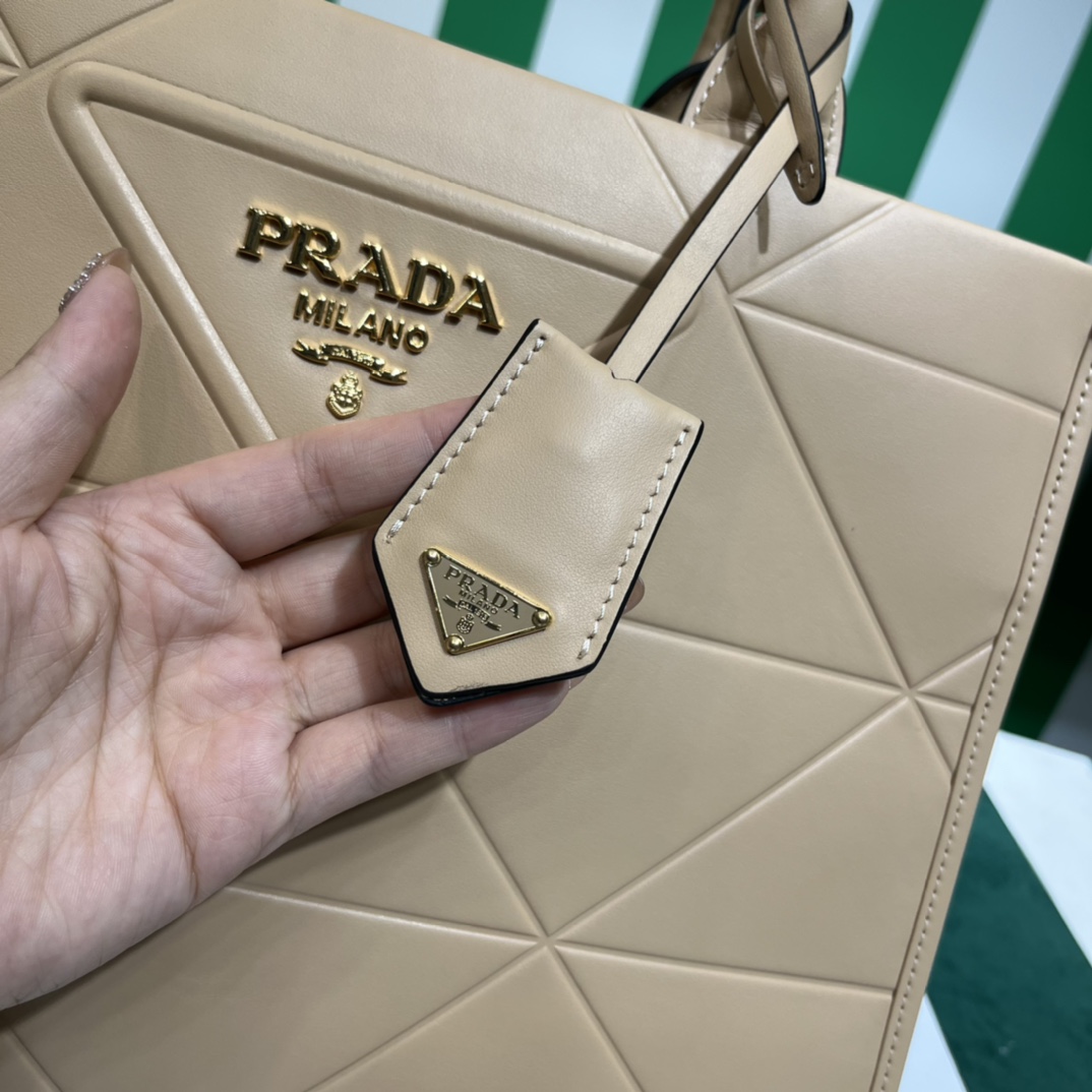 Handbags Prada 1BA378 size:35*27*10 cm - vstockx