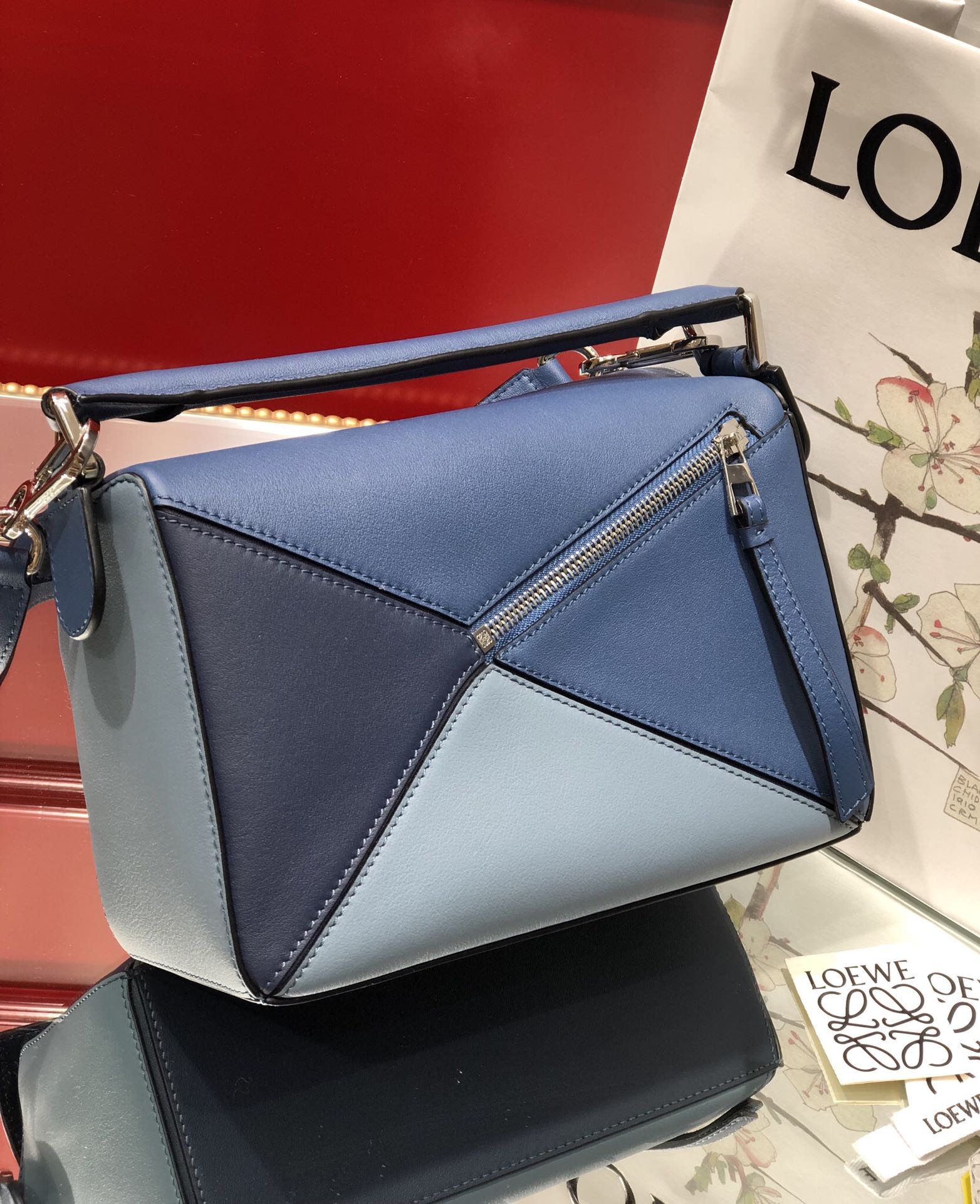 Handbags LOEWE ZP size:2414-11 cm - vstockx
