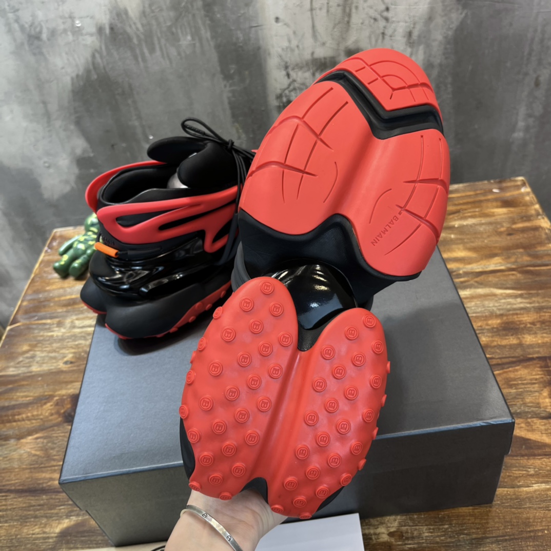Balmain Sneaker 8 - vstockx