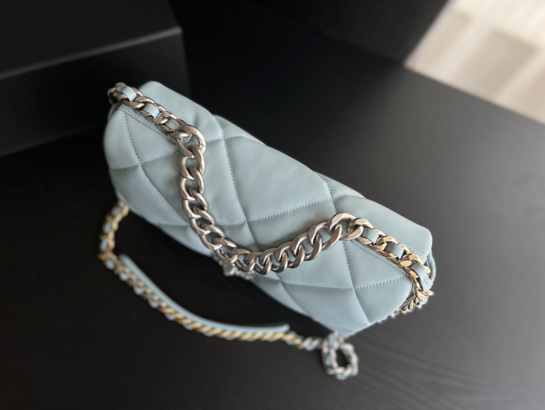 Handbag Chanel 1161 size 30cmx20cm10 cm - vstockx