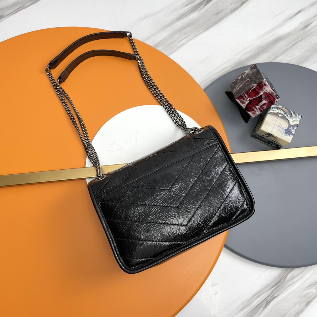 Handbags SAINT LAURENT 533037 size 26x21x13 cm - vstockx