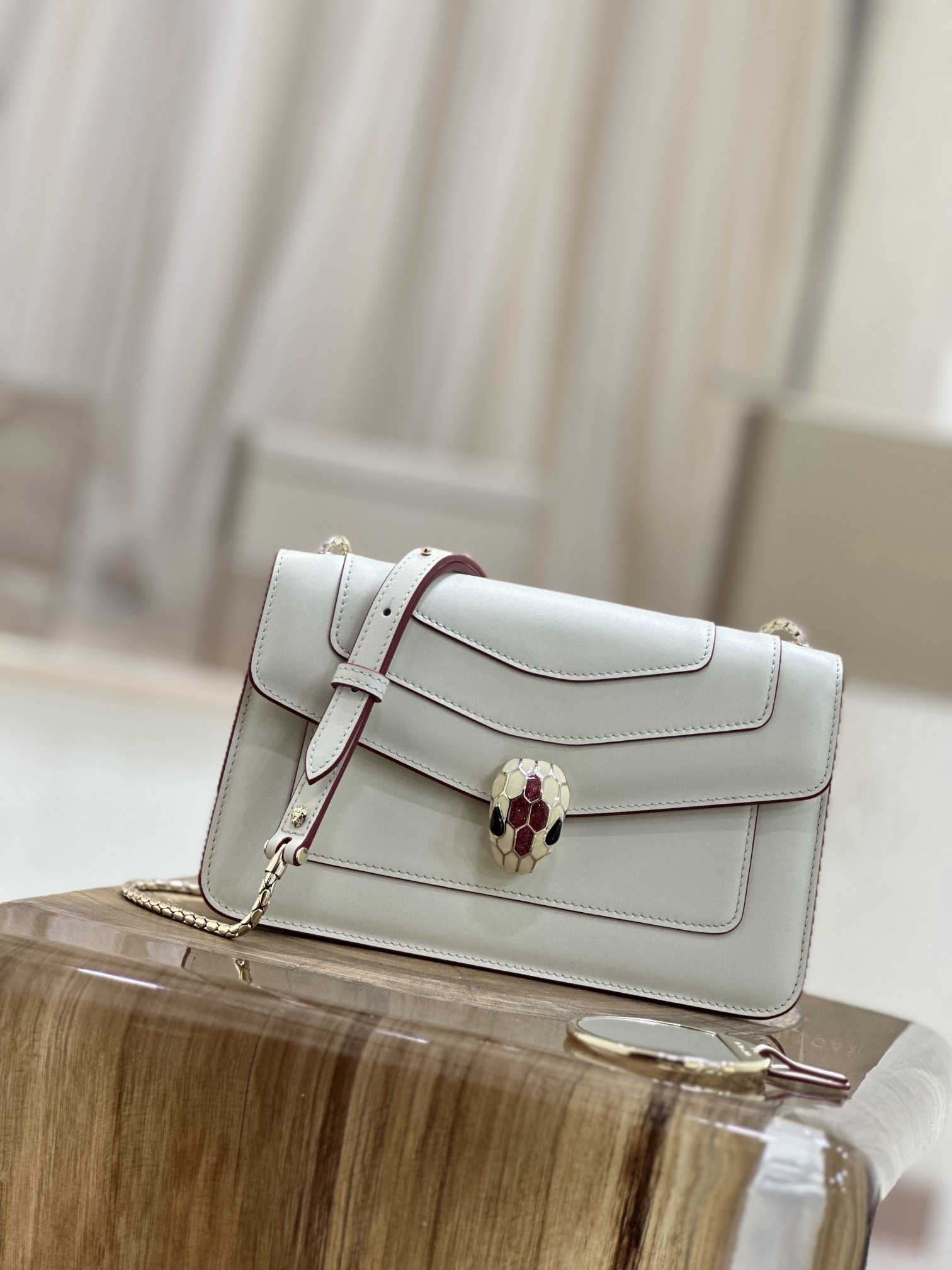 Handbags Bvlgari 38102 size:22*13*5.5 cm - vstockx