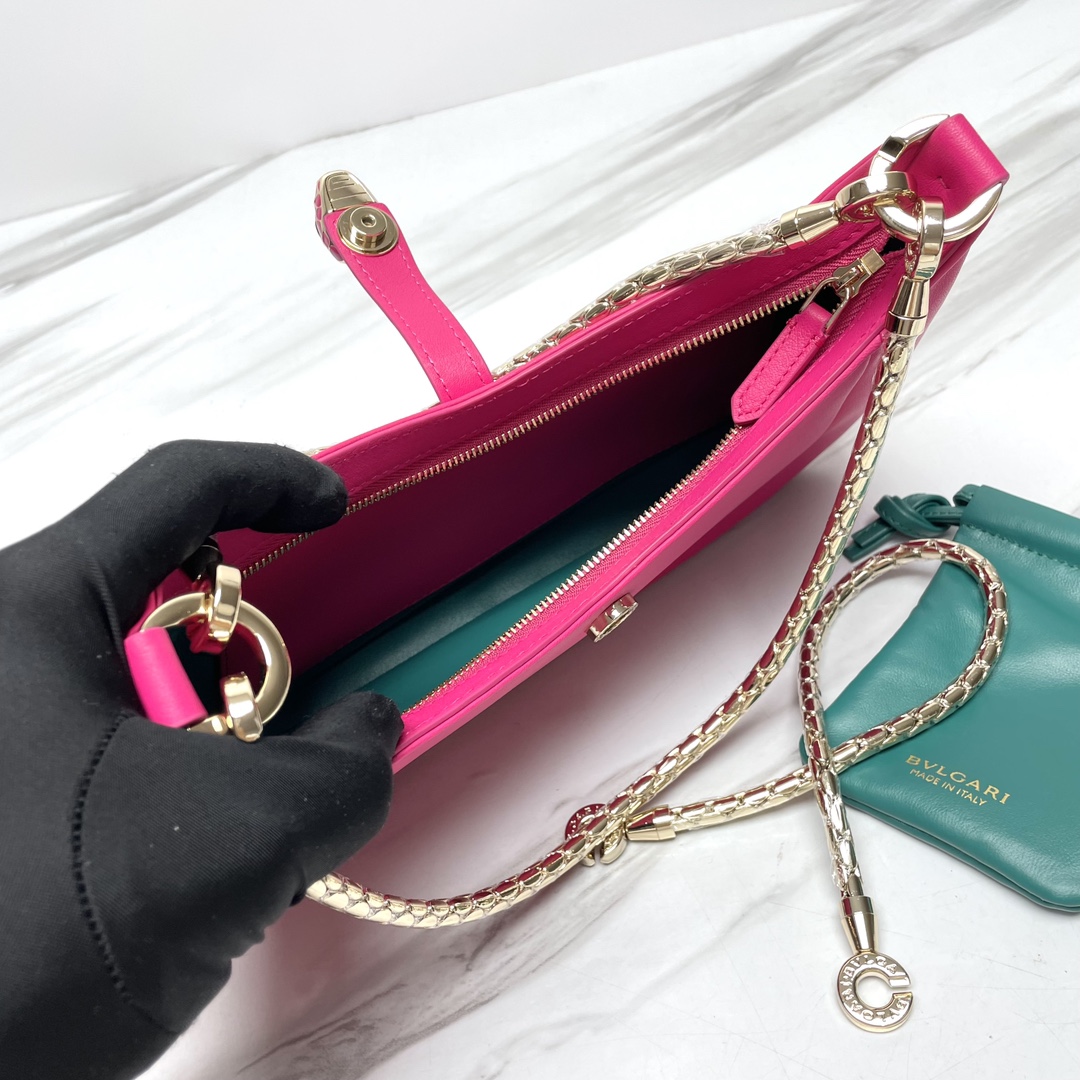 Handbags Bvlgari 293208 size:27.5*18*3.5 cm - vstockx