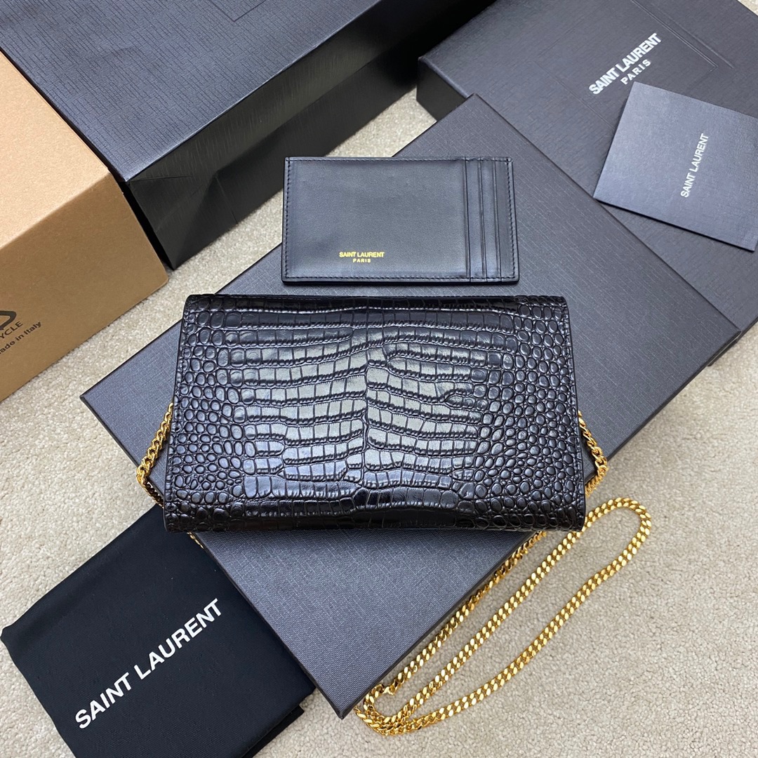 Handbags SAINT LAURENT 607788 size 19x12x4 cm - vstockx