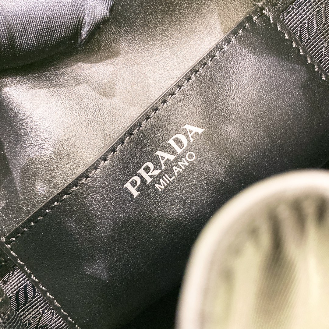 handbags prada 1BE055 size:24*23*12 - vstockx