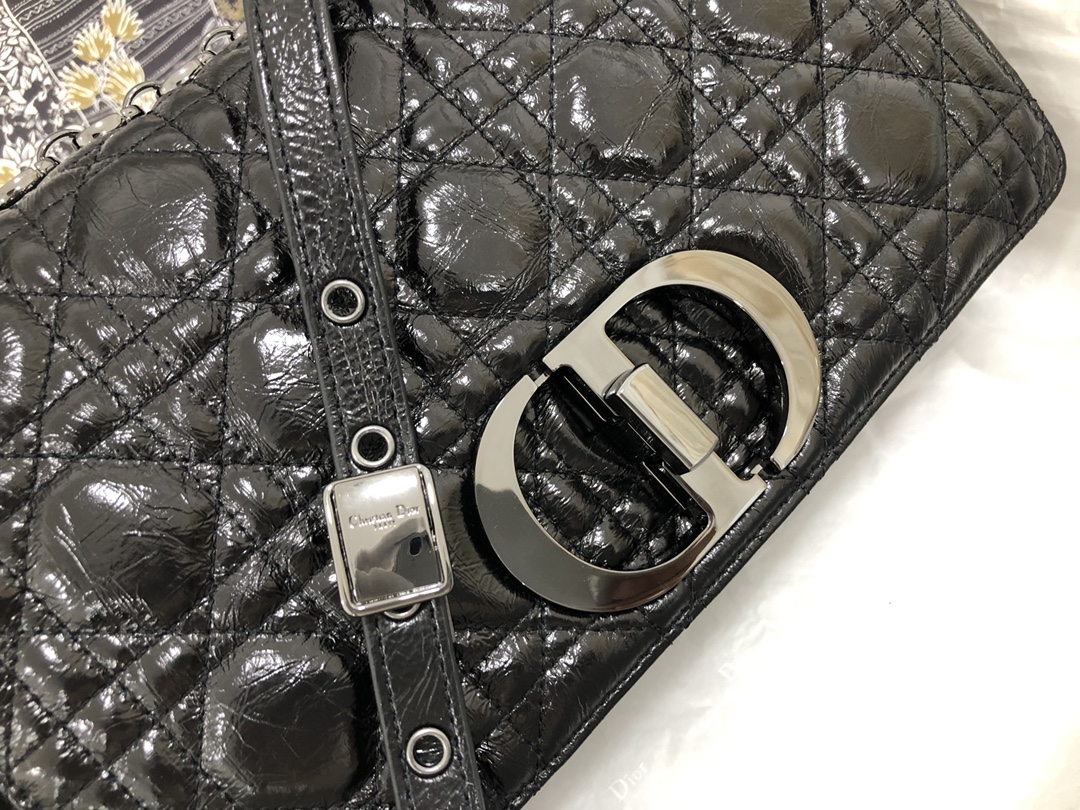 Handbag Dior M9242 size 25.5 x 15.5 x 8 cm - vstockx