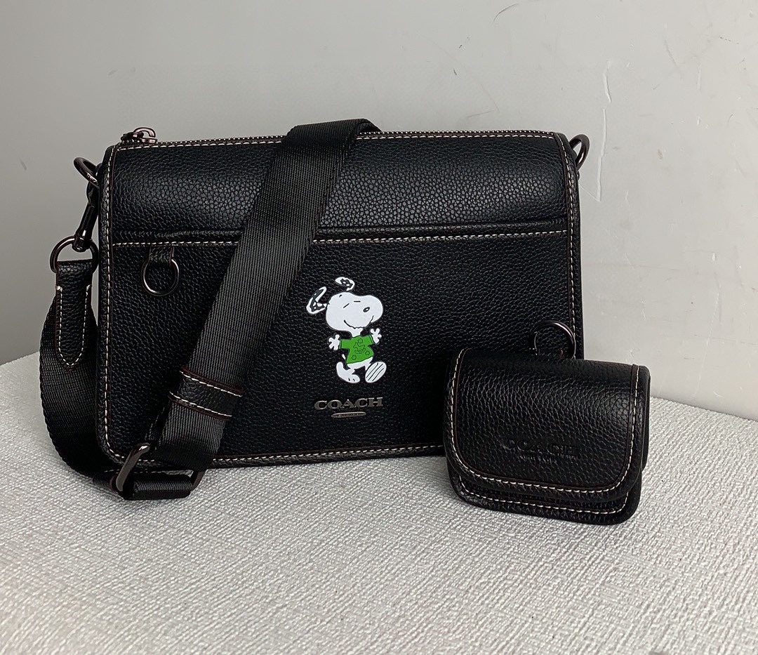Handbags Coach CE710 size:24.5*16*5 - vstockx