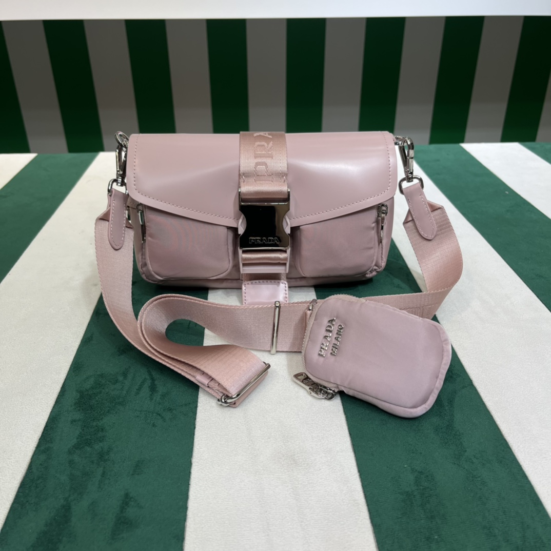 Handbags Prada 1BD295 size:22*7.5*14 cm - vstockx