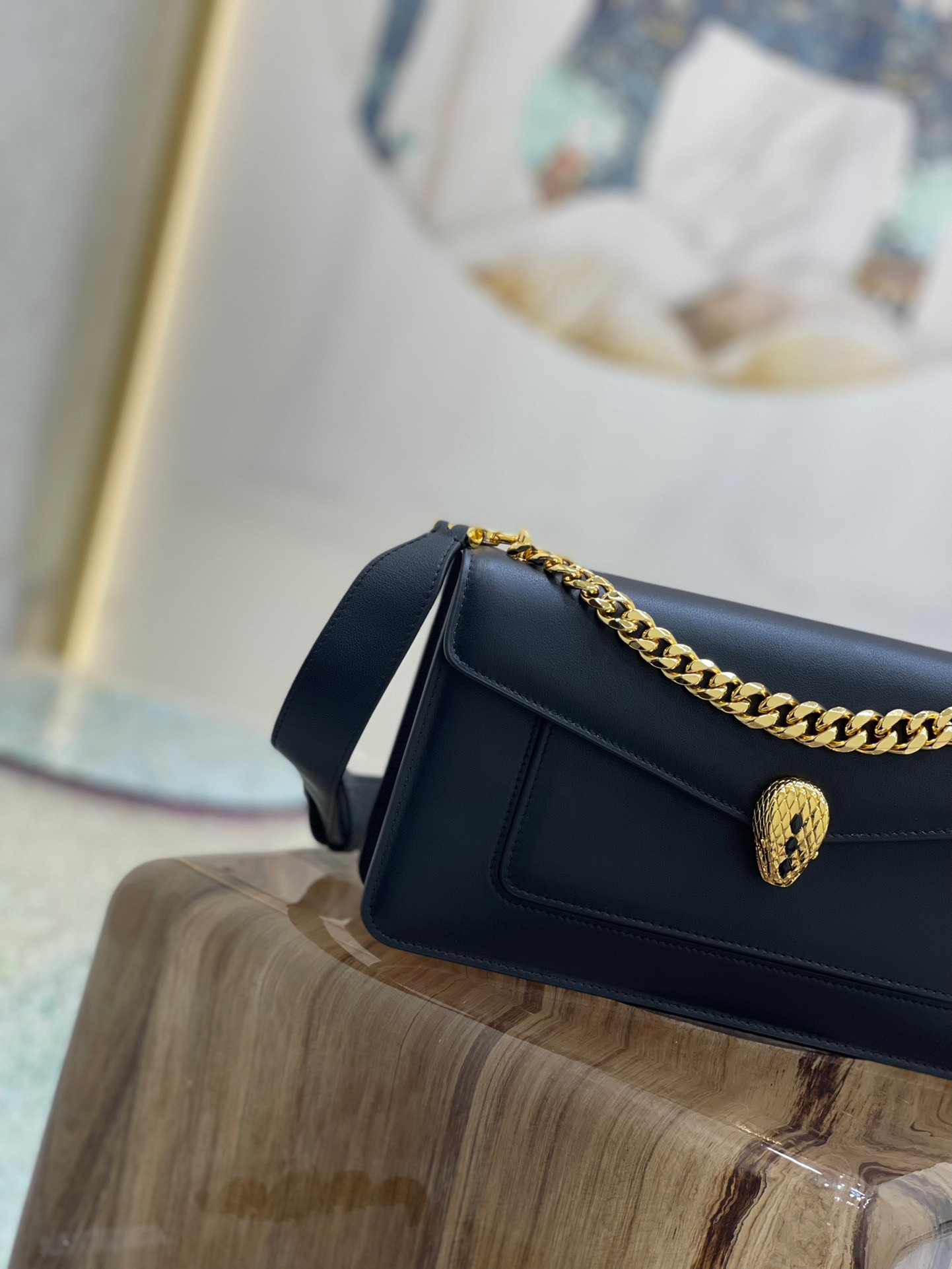 Handbags Bvlgari 292033 size:28*17*6 cm - vstockx