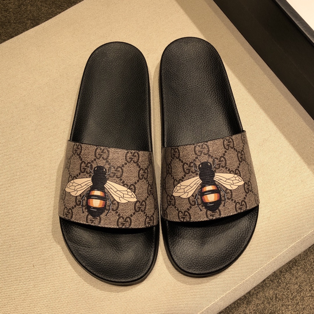 Gucci Slippers 41 - vstockx