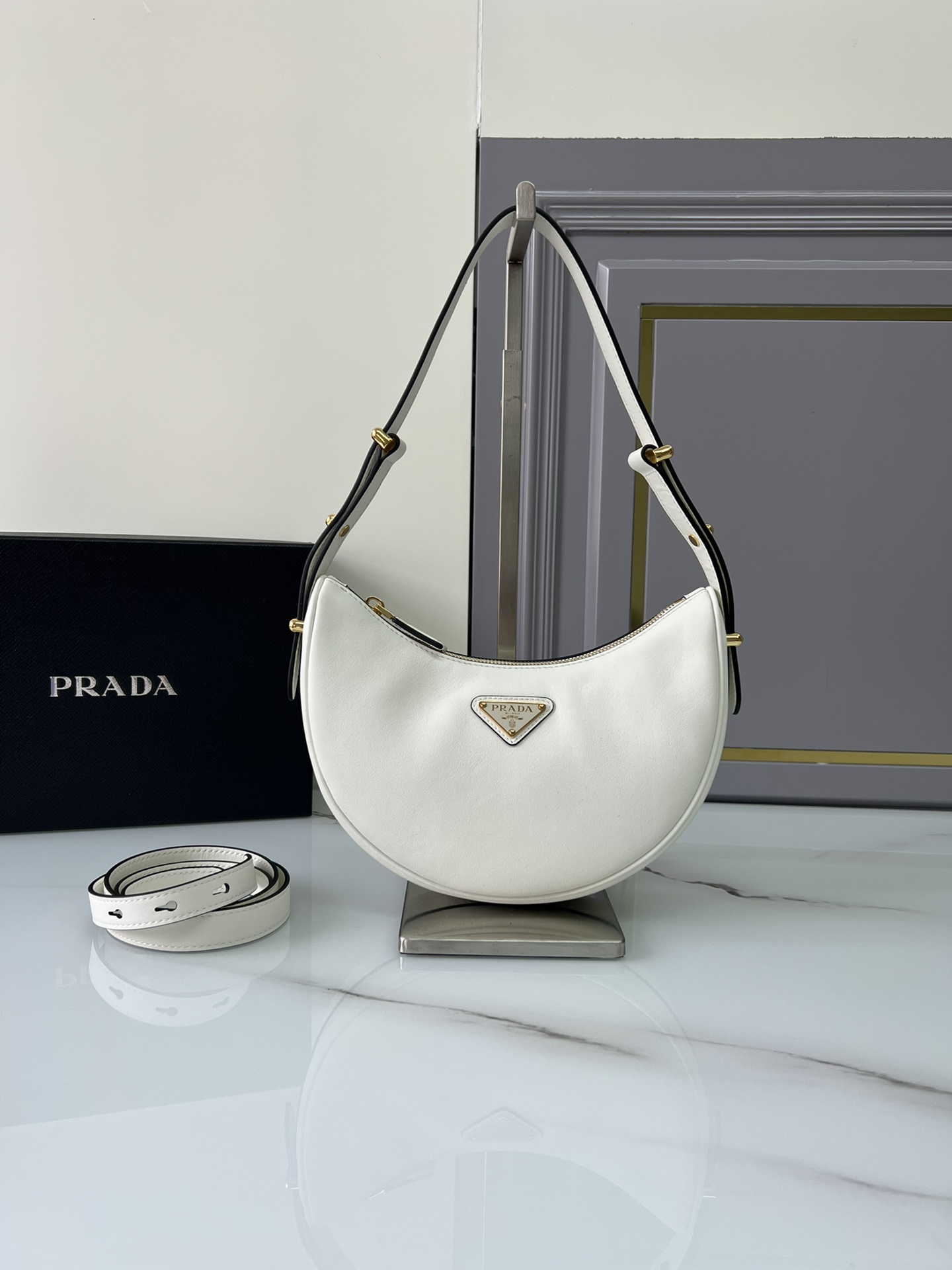 handbags prada 1BC194 22.5*18.5*6.5 - vstockx