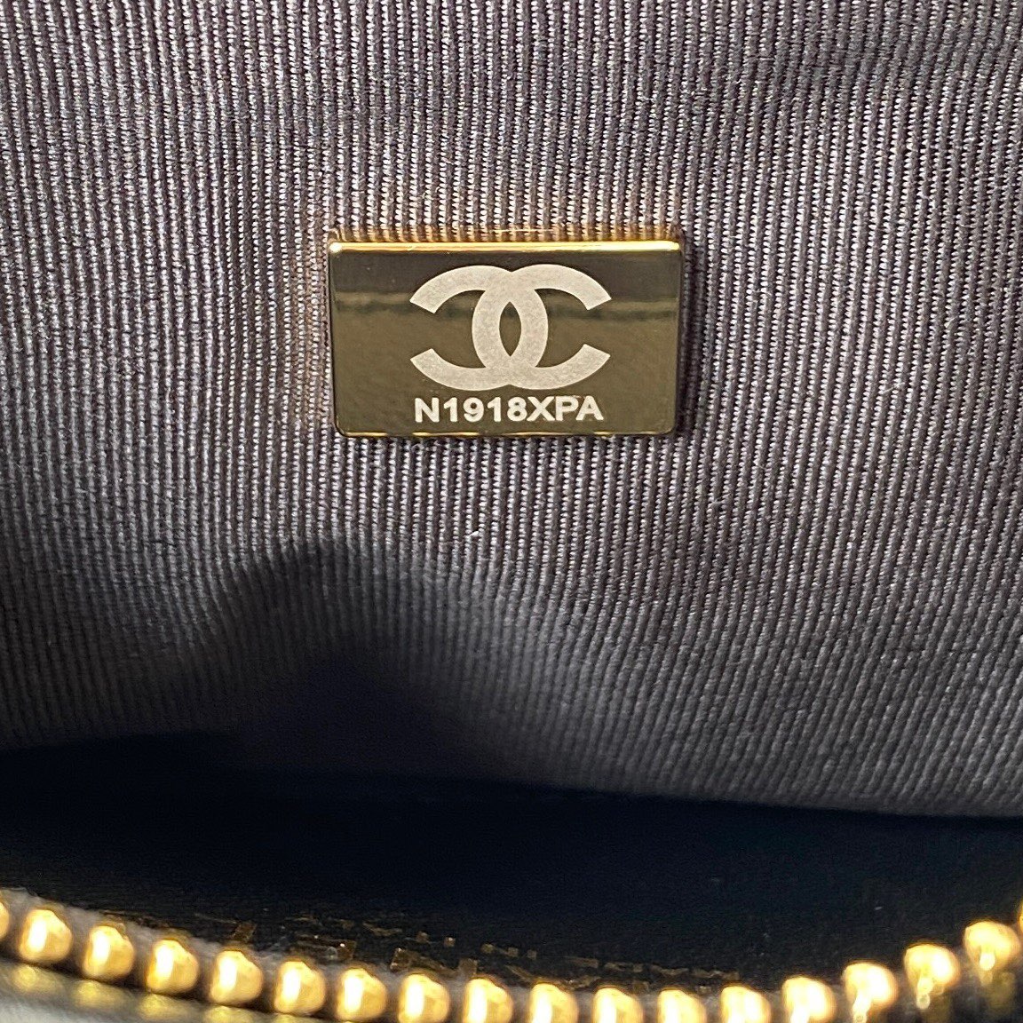 Handbag Chanel AS3562 size 17.5X24X6 cm - vstockx