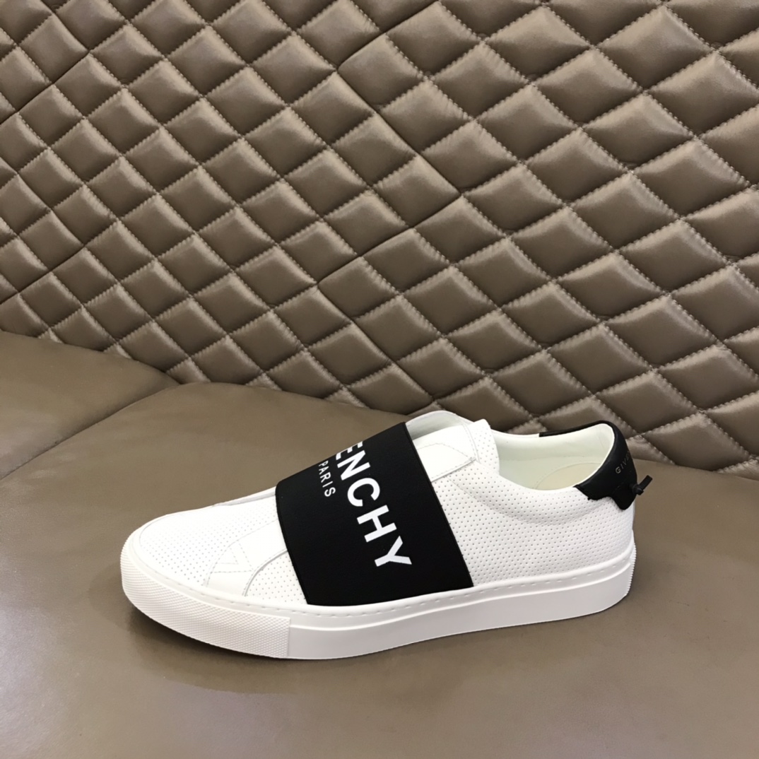Givenchy Urban Street Logo-print Leather Sneakers 1 - vstockx